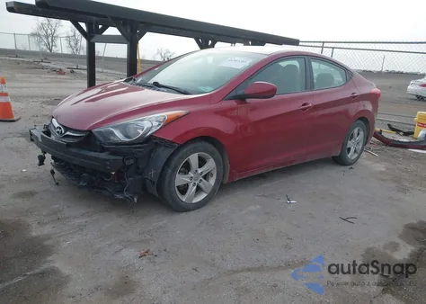 2013 Hyundai Elantra Gls/Limited z USA, uszkodzony, nr VIN 5NPDH4AE4DH224313